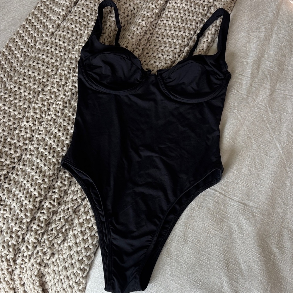 Billabong Black Underwire One-Piece Swimsuit